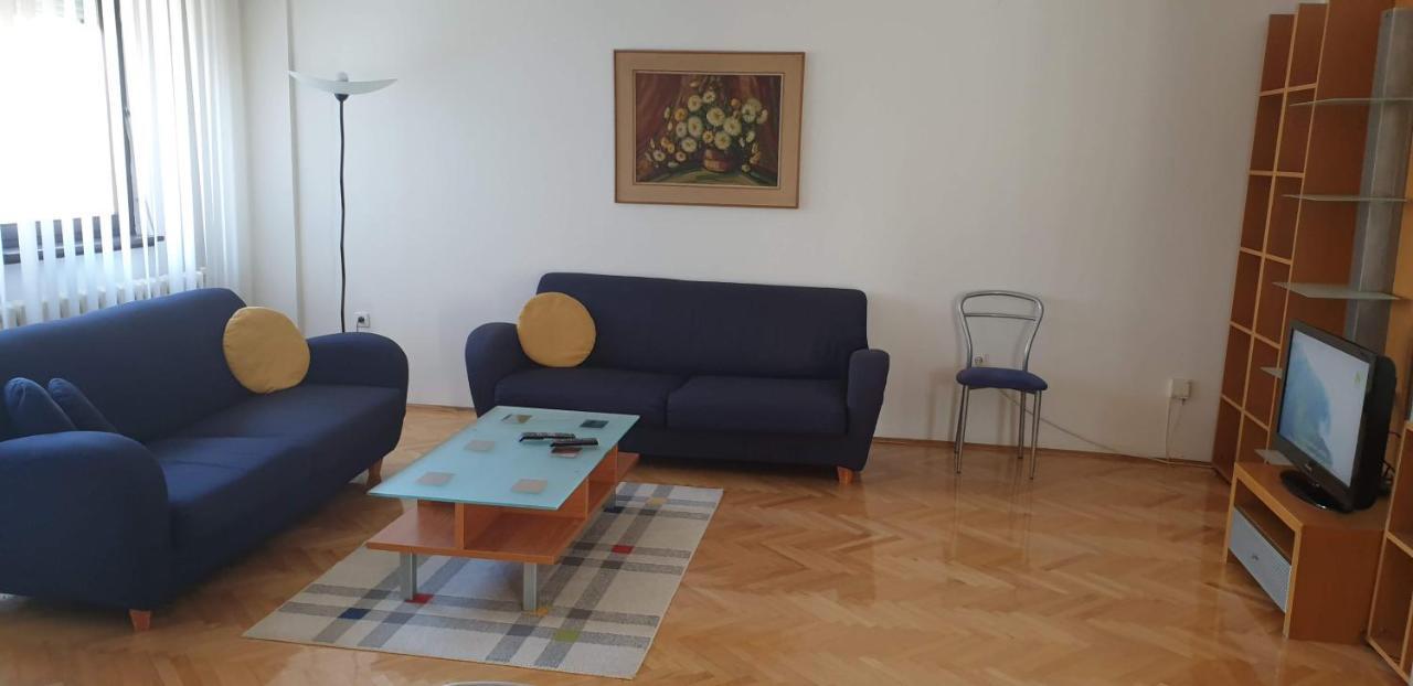 Spectacular Apartment In Skopje, City Mall Area ภายนอก รูปภาพ